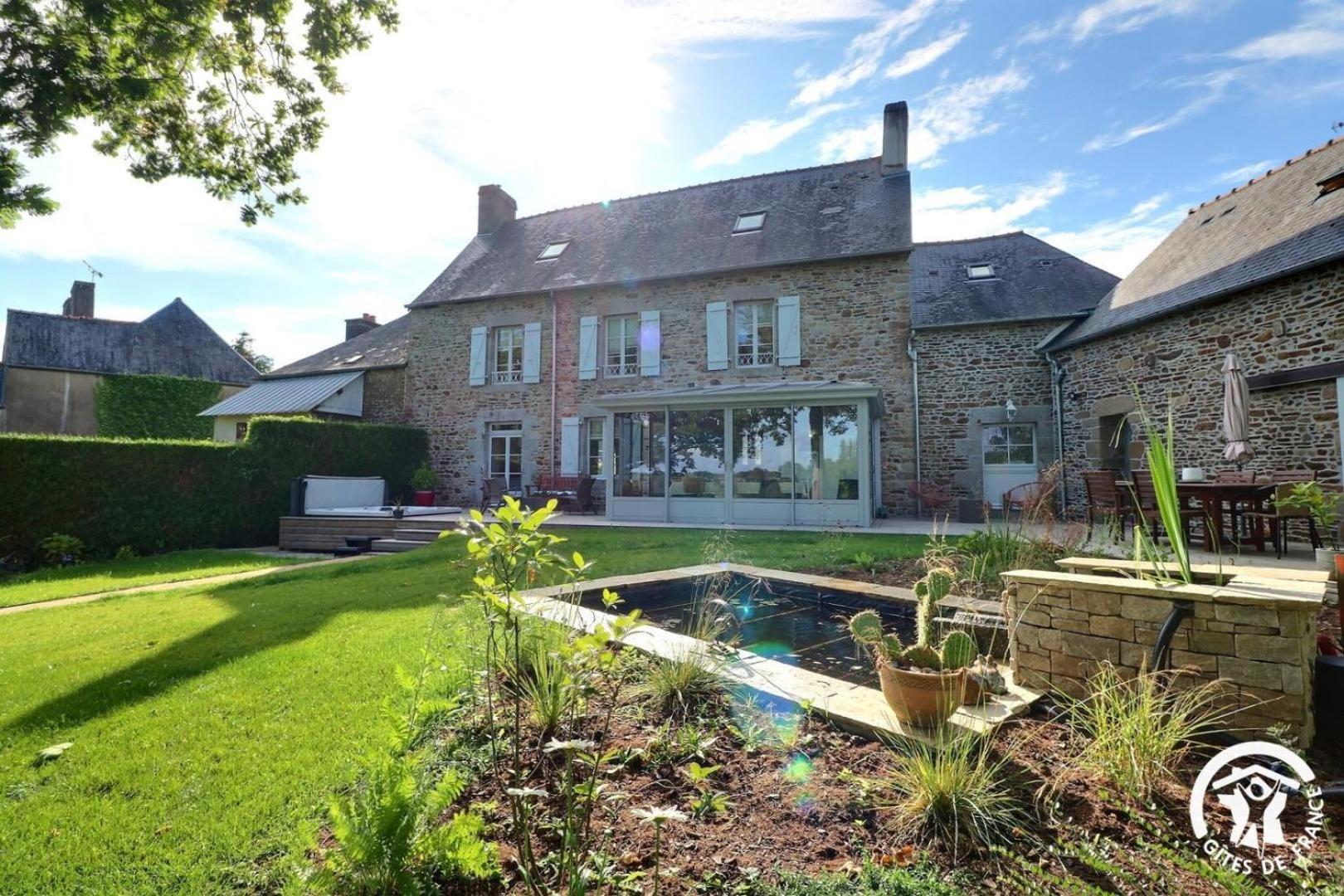 Bazouges-la-PérouseLe Jardin De Quercus住宿加早餐旅馆 外观 照片